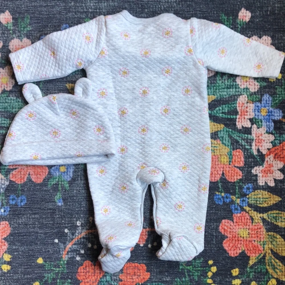Quilted Metallic Baby Romper and Hat Set, Size 0-3 Months
